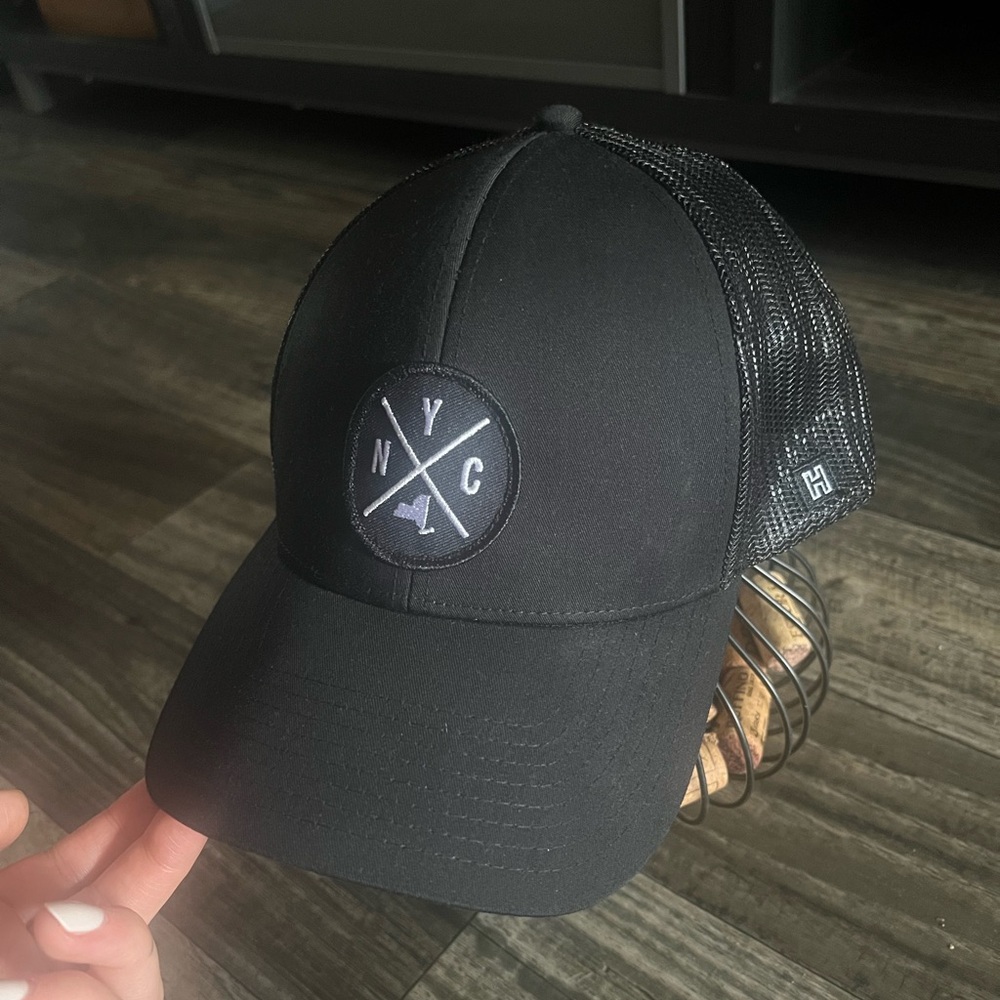 **bundle available 2 for $18 or 3 for $24 bundle** nyc hat